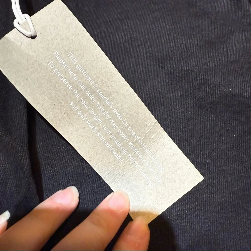 Everlane The Curvy Cheeky Jean Black Size 31 Regular NWT - Picture 2 of 9